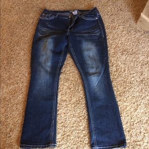 Revolt jeans